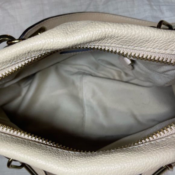 Chloe cream Paraty small 🤍 - Picture 7 of 16